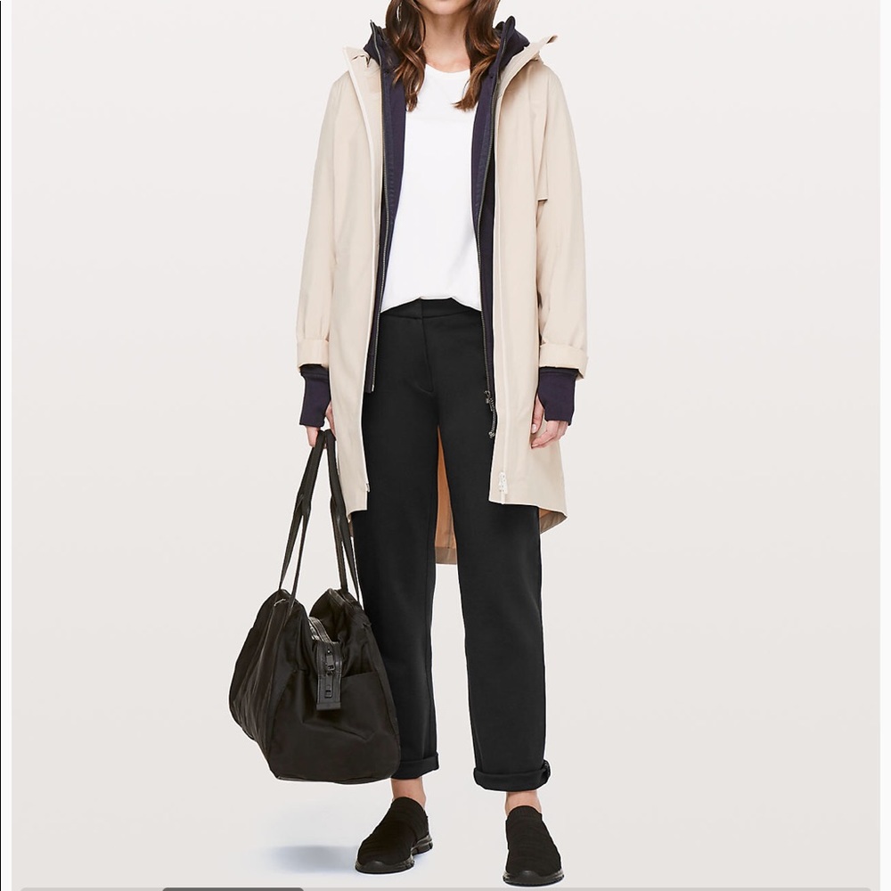 BNWT Lululemon on the move Ponte navy pants sz 6